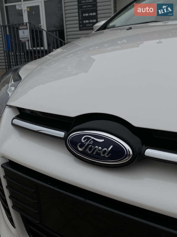 Седан Ford Focus 2014 в Кропивницком