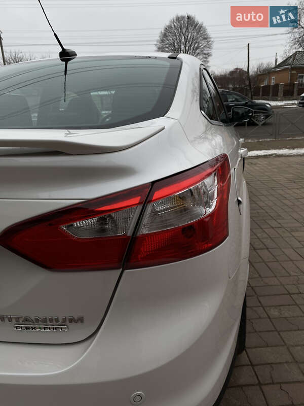 Седан Ford Focus 2014 в Кропивницком
