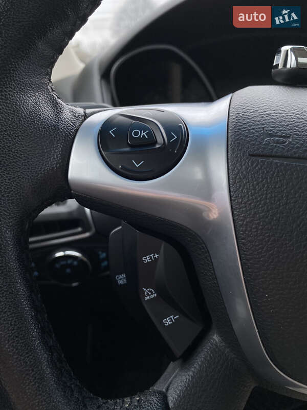 Седан Ford Focus 2014 в Кропивницком