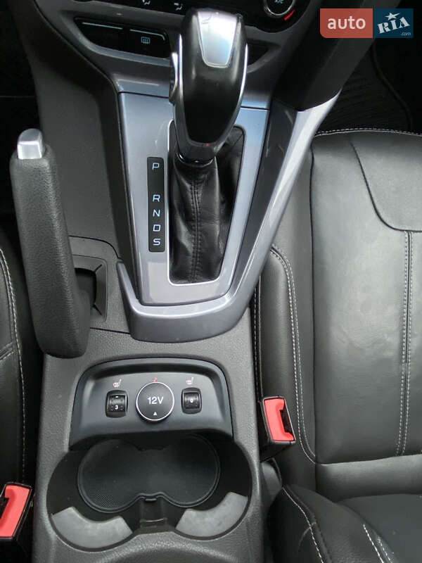 Седан Ford Focus 2014 в Кропивницком