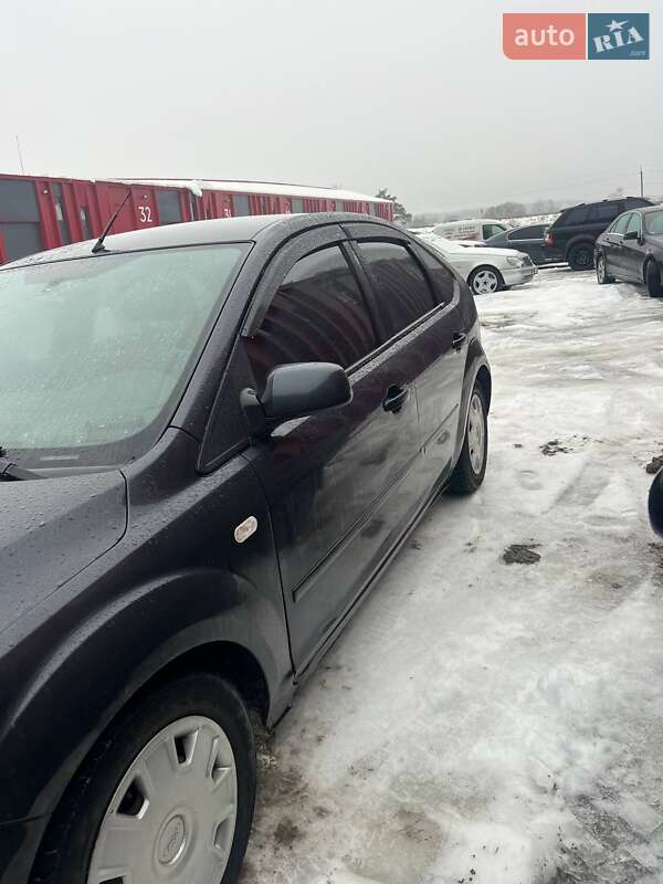 Хетчбек Ford Focus 2007 в Львові фото 2 Хетчбек Ford Focus 2007 в Львові