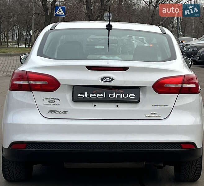 Седан Ford Focus 2015 в Николаеве