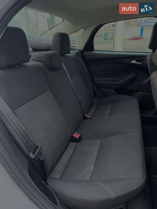 Седан Ford Focus 2015 в Николаеве