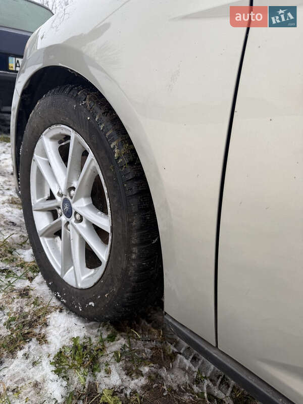 Седан Ford Focus 2015 в Житомирі