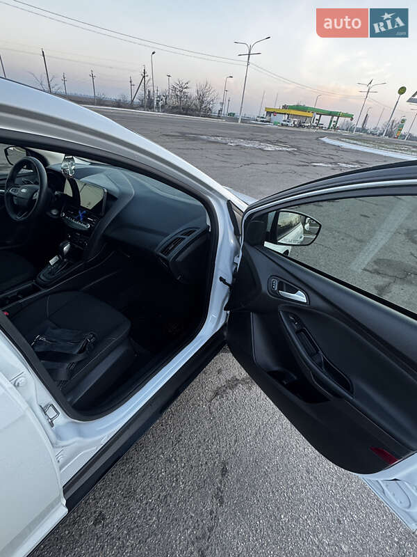 Седан Ford Focus 2017 в Ізмаїлі