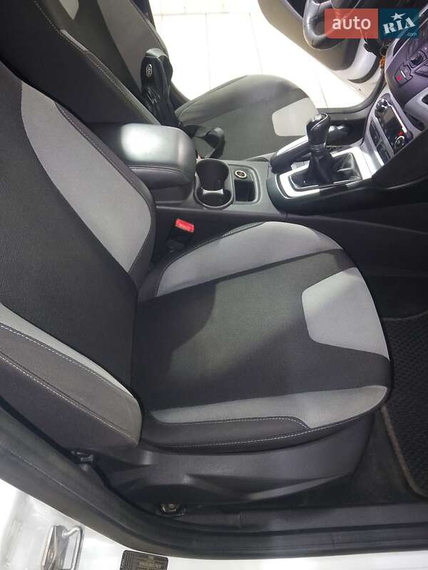 Хэтчбек Ford Focus 2013 в Одессе