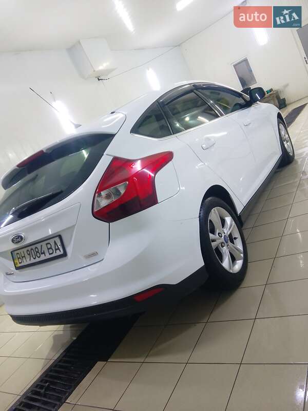 Хэтчбек Ford Focus 2013 в Одессе