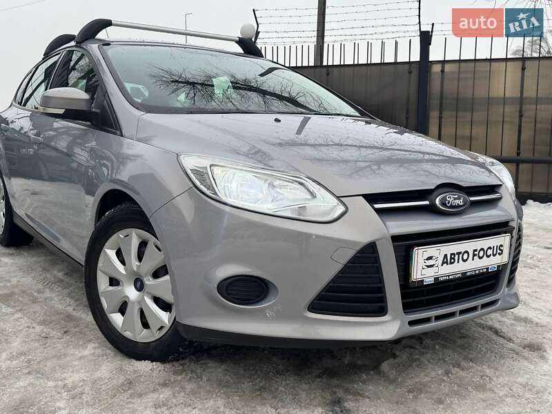 Хэтчбек Ford Focus 2013 в Киеве
