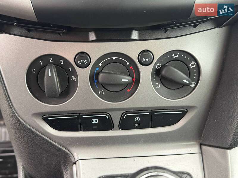 Хэтчбек Ford Focus 2013 в Киеве