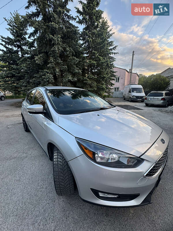 Хетчбек Ford Focus 2016 в Львові фото 5 Хетчбек Ford Focus 2016 в Львові