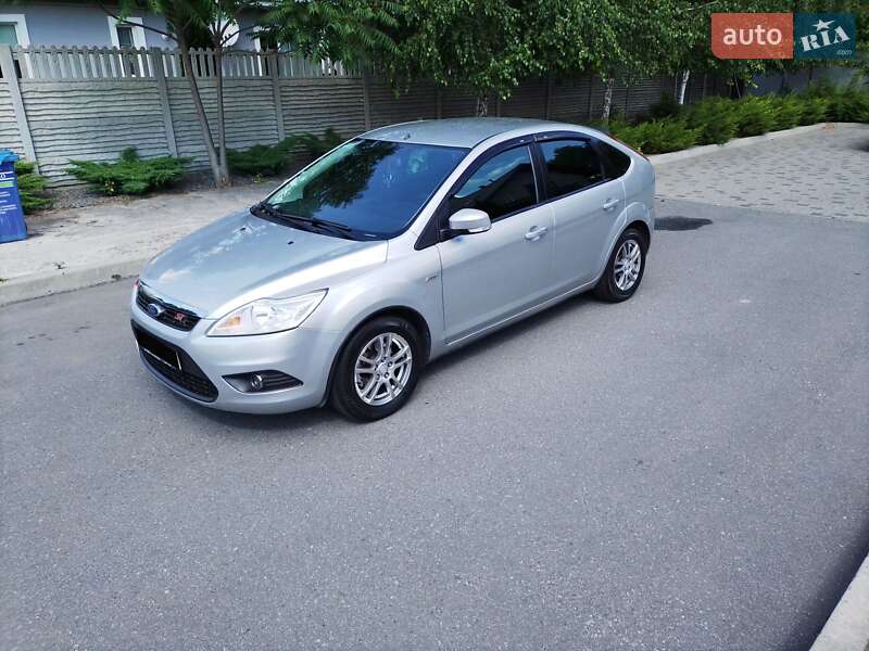 Хетчбек Ford Focus 2008 в Дніпрі
