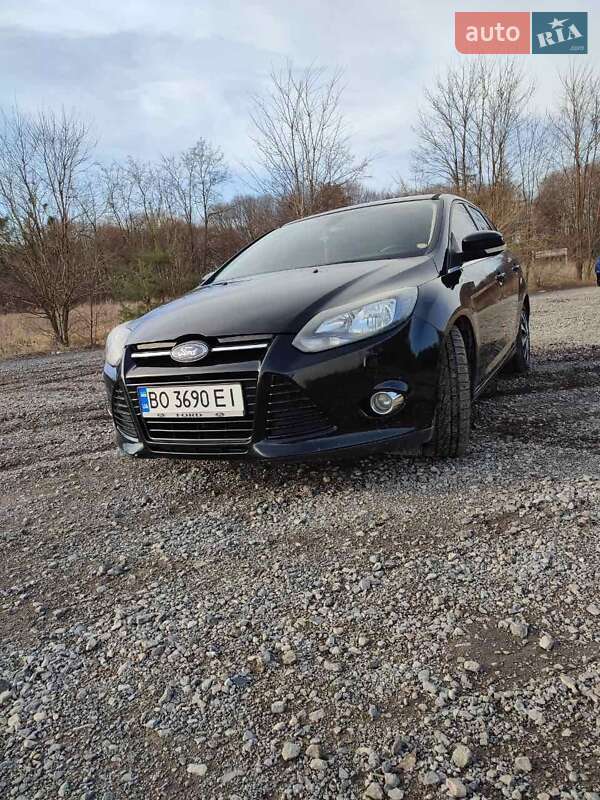 Универсал Ford Focus 2011 в Почаеве