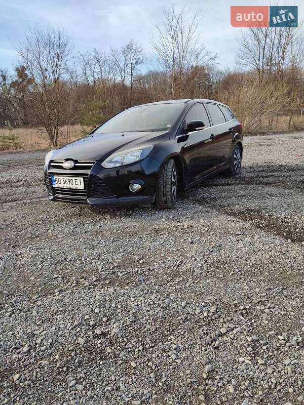 Универсал Ford Focus 2011 в Почаеве