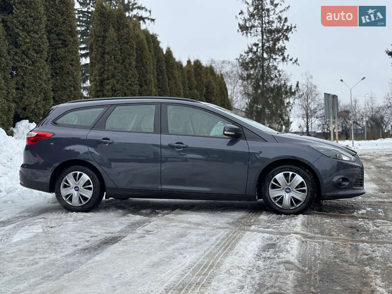 Універсал Ford Focus 2012 в Старокостянтинові