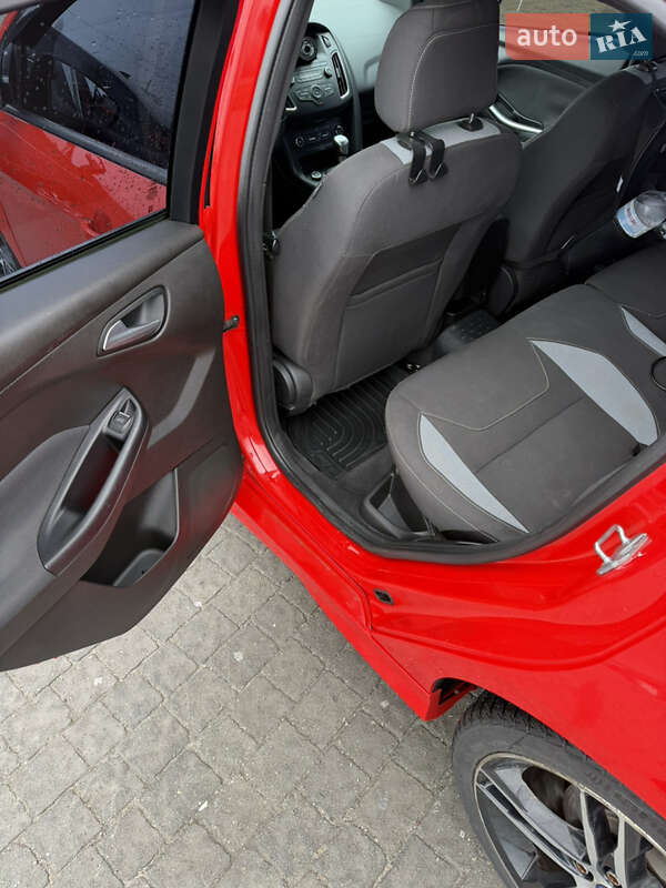 Хетчбек Ford Focus 2016 в Запоріжжі фото 6 Хетчбек Ford Focus 2016 в Запоріжжі