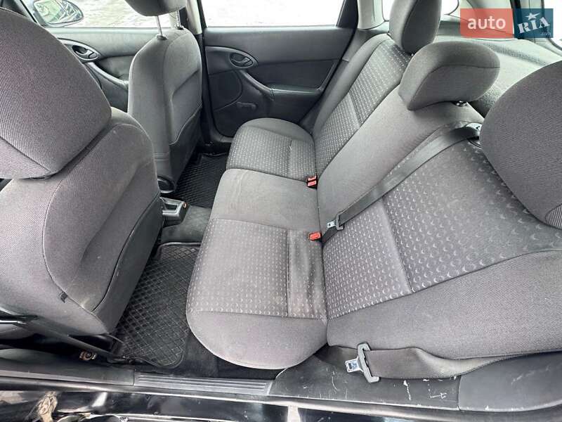 Хэтчбек Ford Focus 2004 в Черновцах фото 39 Хэтчбек Ford Focus 2004 в Черновцах