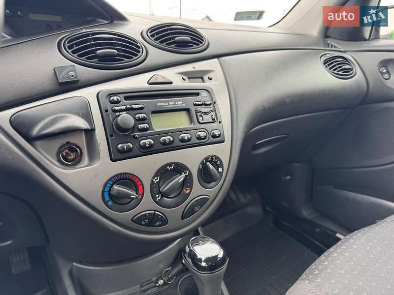 Хэтчбек Ford Focus 2004 в Черновцах фото 45 Хэтчбек Ford Focus 2004 в Черновцах