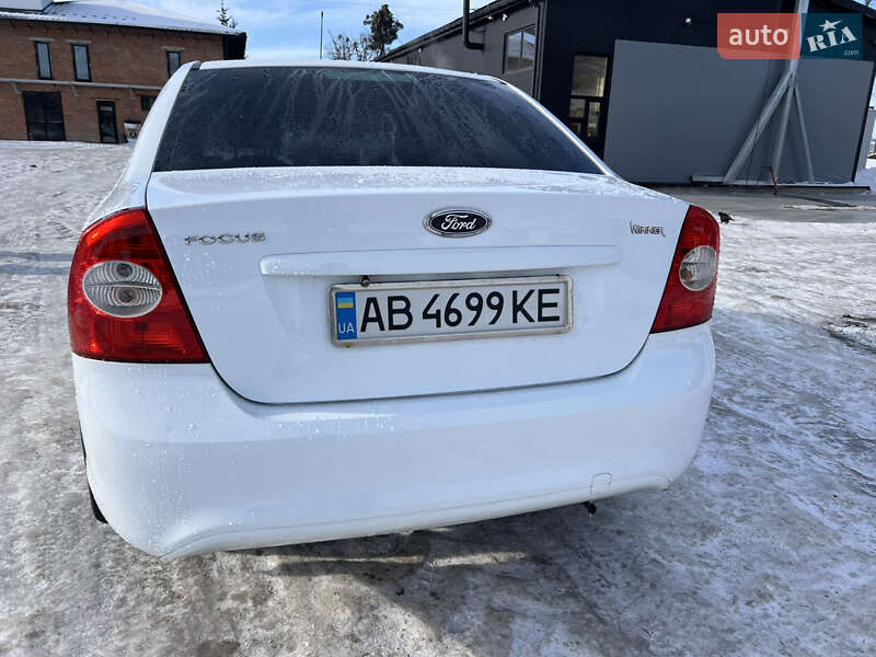 Седан Ford Focus 2011 в Виннице