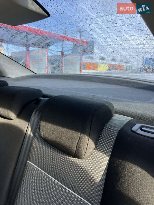 Седан Ford Focus 2011 в Виннице