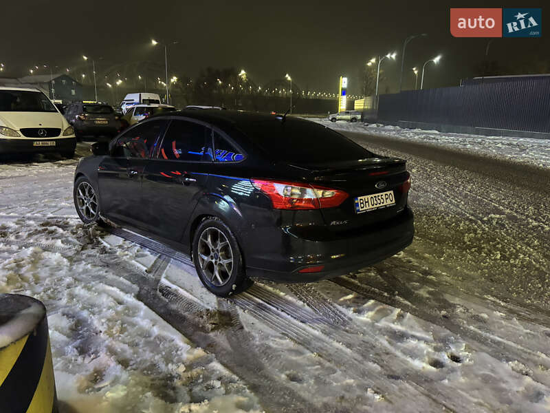 Седан Ford Focus 2014 в Киеве