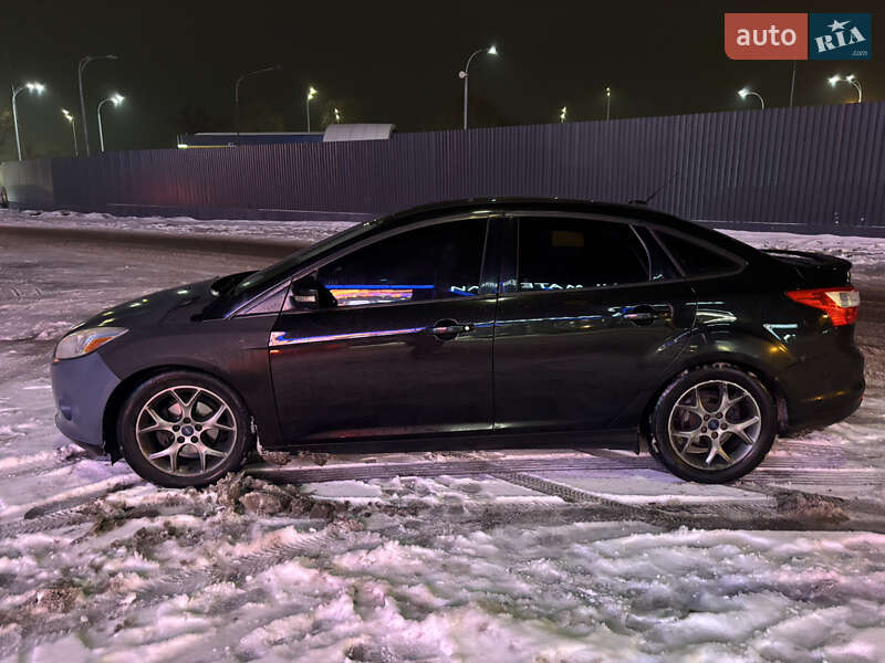 Седан Ford Focus 2014 в Киеве