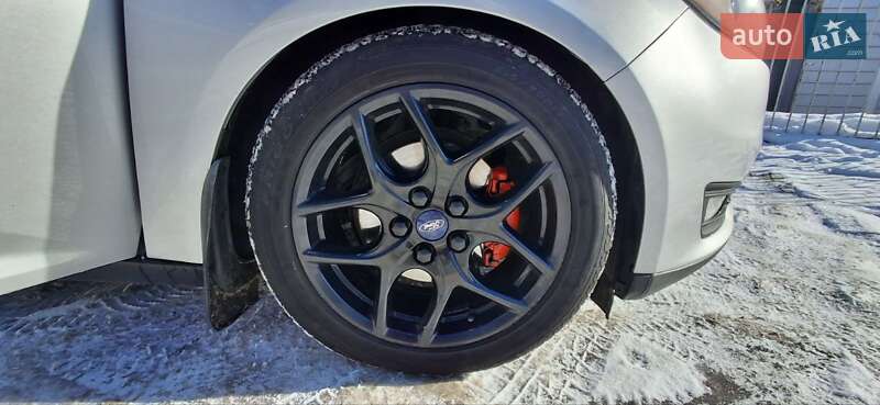 Хэтчбек Ford Focus 2016 в Киеве