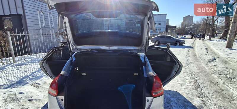 Хэтчбек Ford Focus 2016 в Киеве