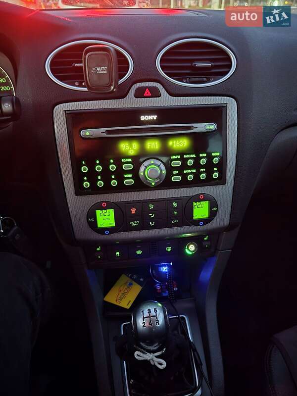 Хэтчбек Ford Focus 2007 в Одессе