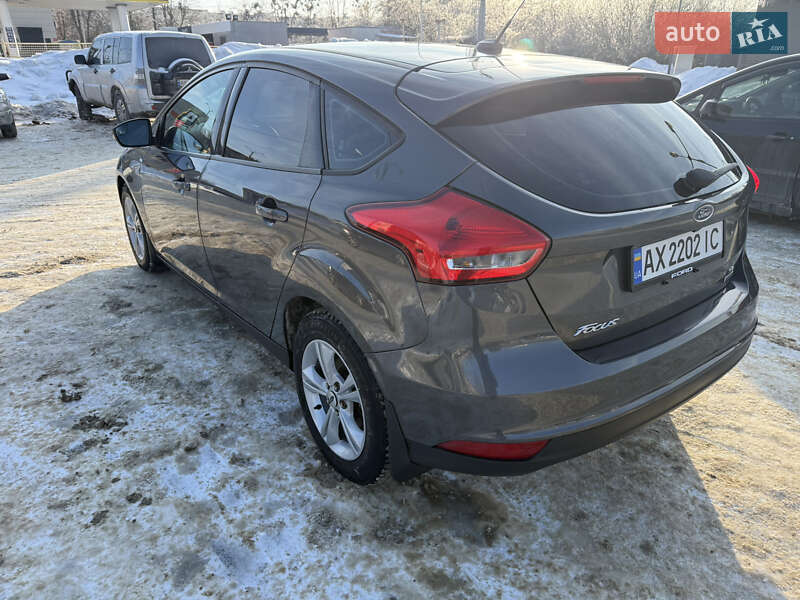 Хэтчбек Ford Focus 2015 в Харькове