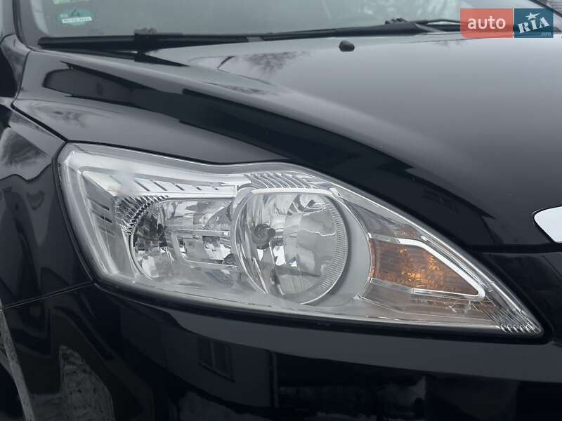 Универсал Ford Focus 2011 в Любешове