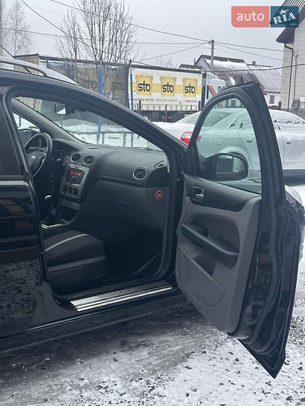 Универсал Ford Focus 2011 в Любешове