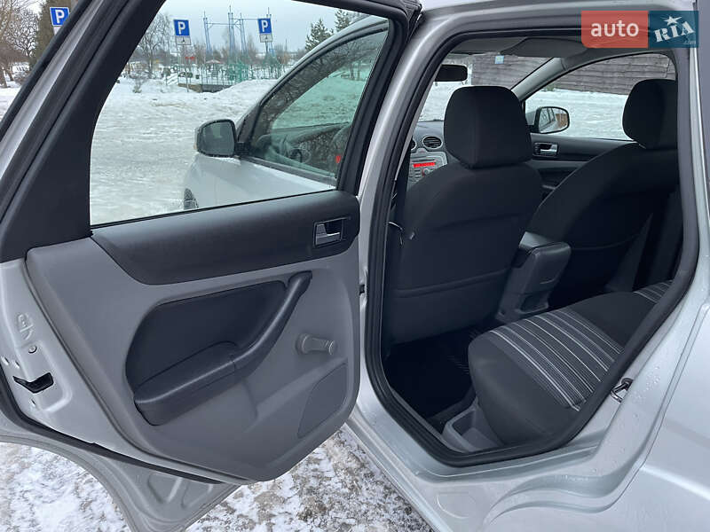 Універсал Ford Focus 2008 в Рівному фото 33 Універсал Ford Focus 2008 в Рівному