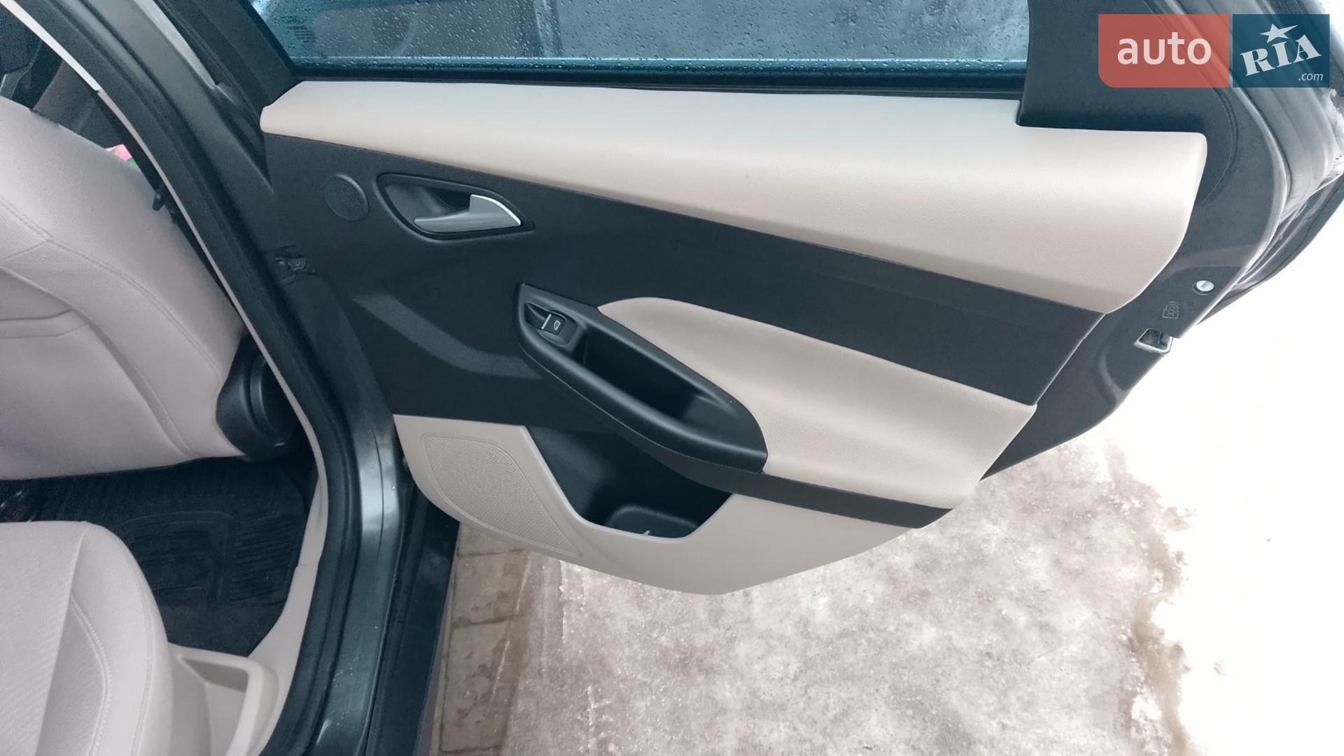 2017 Ford Focus - мініатюра 23