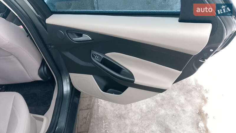 Хэтчбек Ford Focus 2017 в Львове