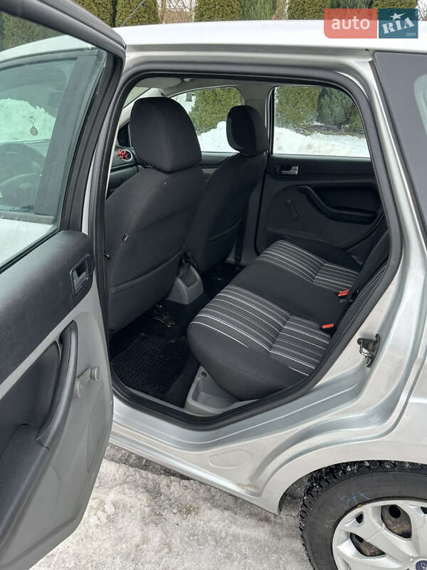 Универсал Ford Focus 2009 в Городке