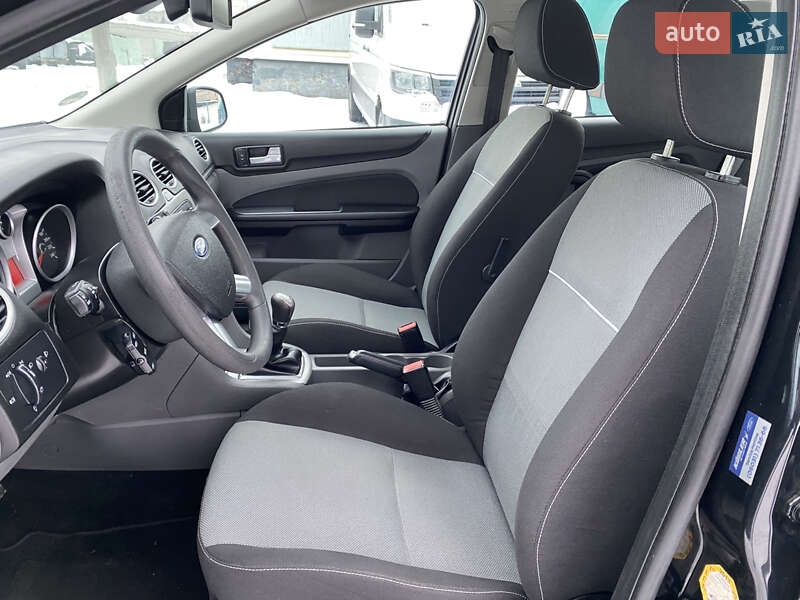Универсал Ford Focus 2010 в Ровно
