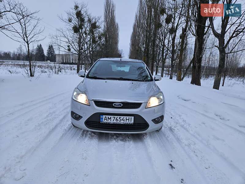 Хэтчбек Ford Focus 2008 в Житомире