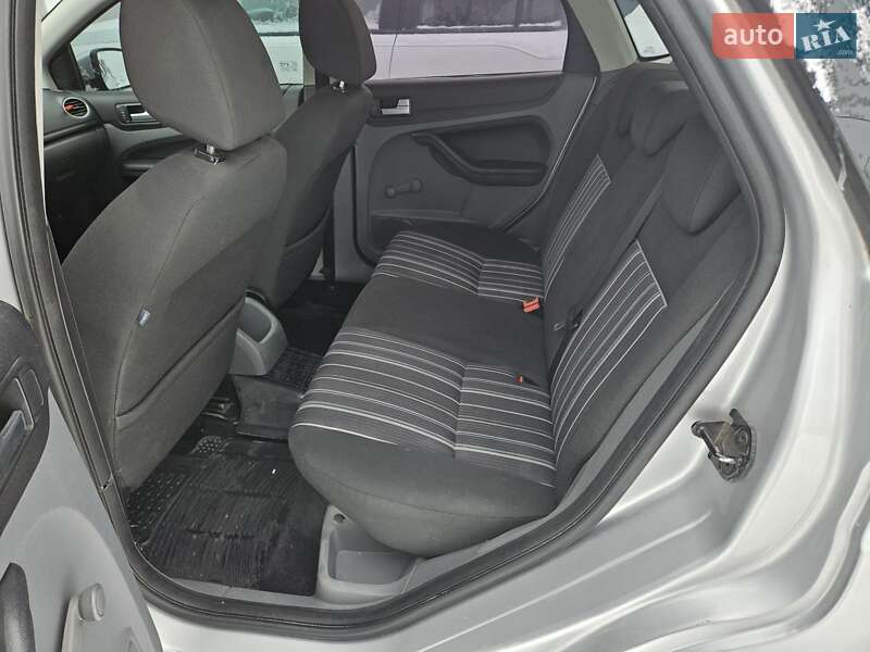 Хэтчбек Ford Focus 2008 в Житомире