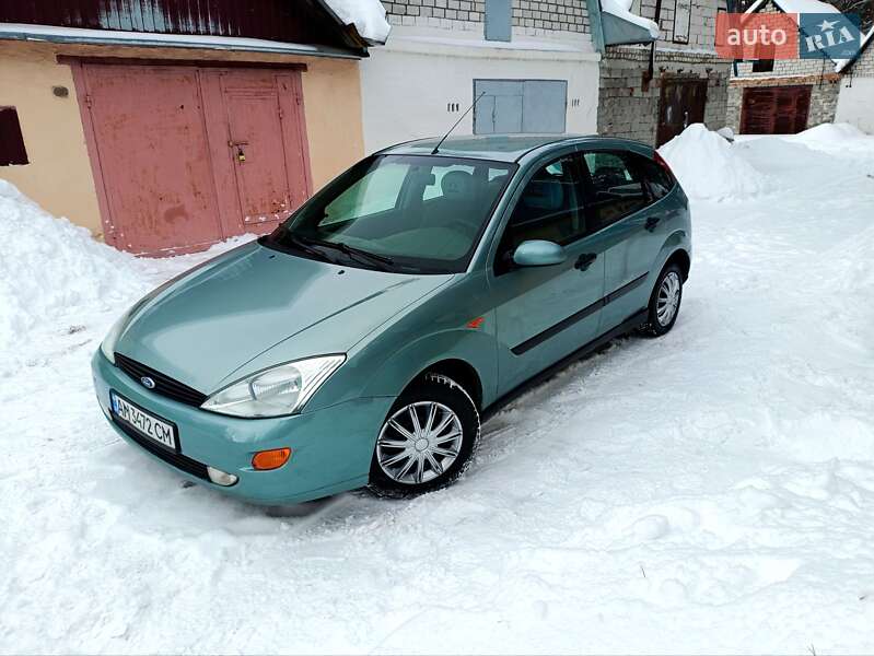 Седан Ford Focus 2000 в Житомире