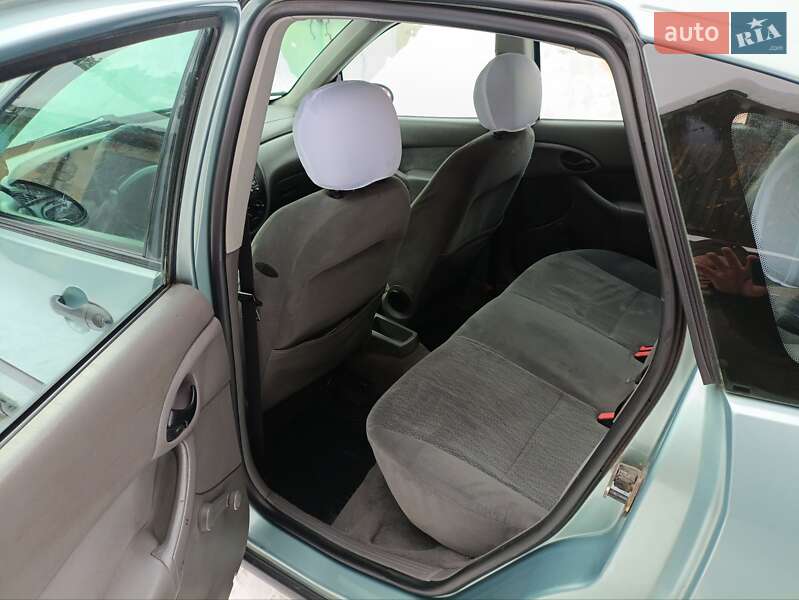 Седан Ford Focus 2000 в Житомире