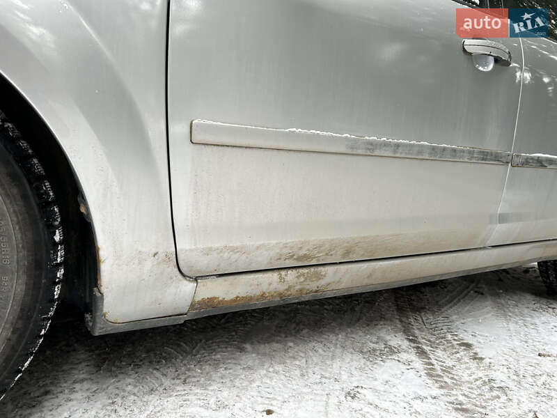 Хетчбек Ford Focus 2006 в Поляниці фото 6 Хетчбек Ford Focus 2006 в Поляниці