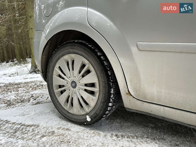 Хетчбек Ford Focus 2006 в Поляниці фото 8 Хетчбек Ford Focus 2006 в Поляниці