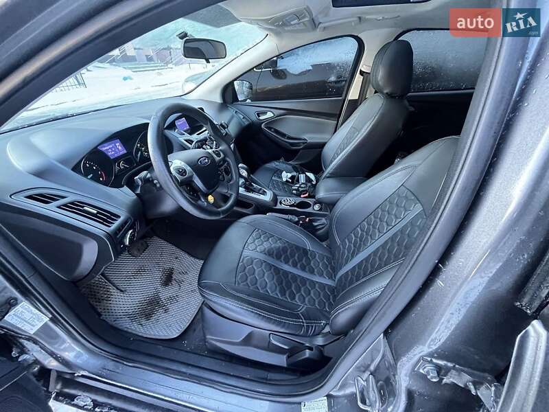 Хэтчбек Ford Focus 2012 в Сумах