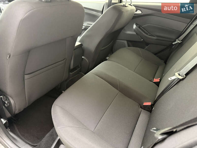 Универсал Ford Focus 2017 в Киеве фото 13 Универсал Ford Focus 2017 в Киеве