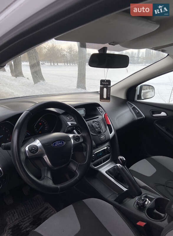 Хэтчбек Ford Focus 2013 в Ровно фото 14 Хэтчбек Ford Focus 2013 в Ровно