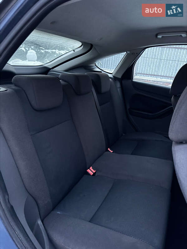 Хэтчбек Ford Focus 2005 в Львове