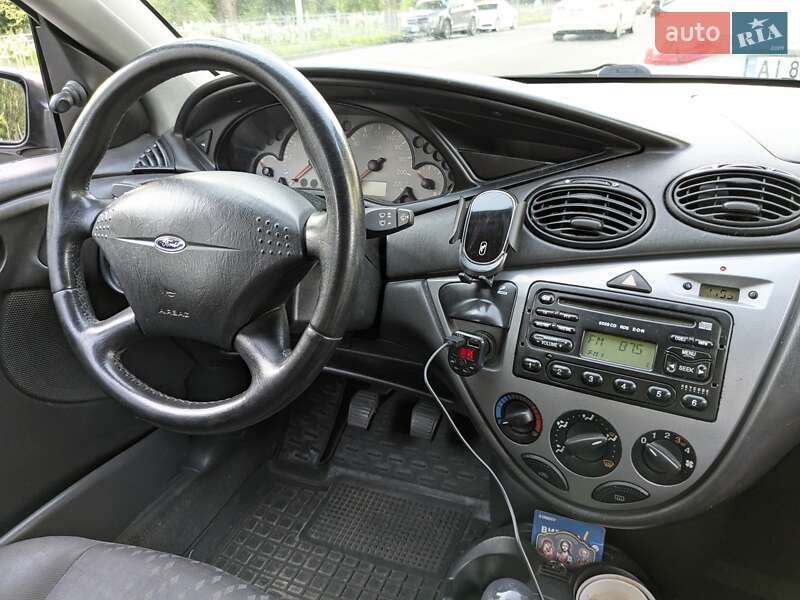 Хэтчбек Ford Focus 1999 в Киеве фото 9 Хэтчбек Ford Focus 1999 в Киеве
