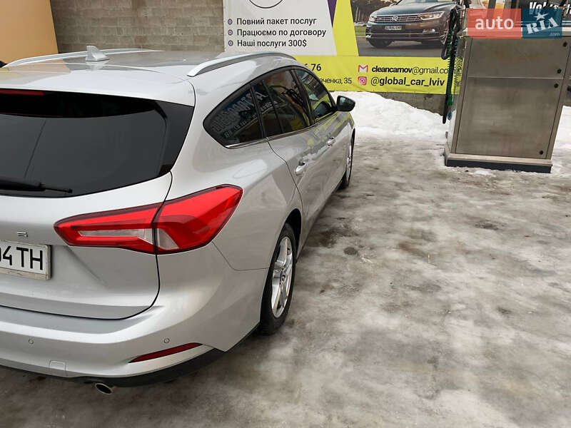 Универсал Ford Focus 2020 в Новояворовске