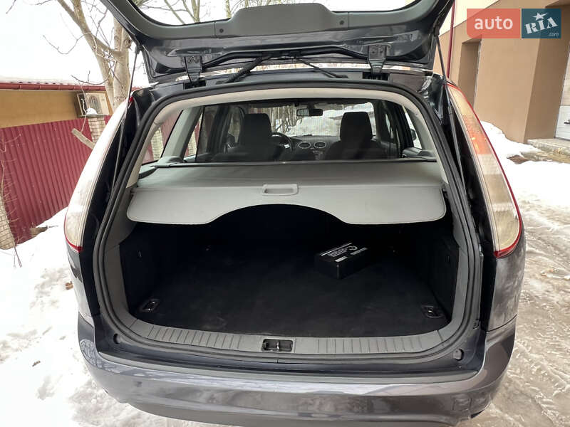 Універсал Ford Focus 2010 в Тернополі фото 43 Універсал Ford Focus 2010 в Тернополі