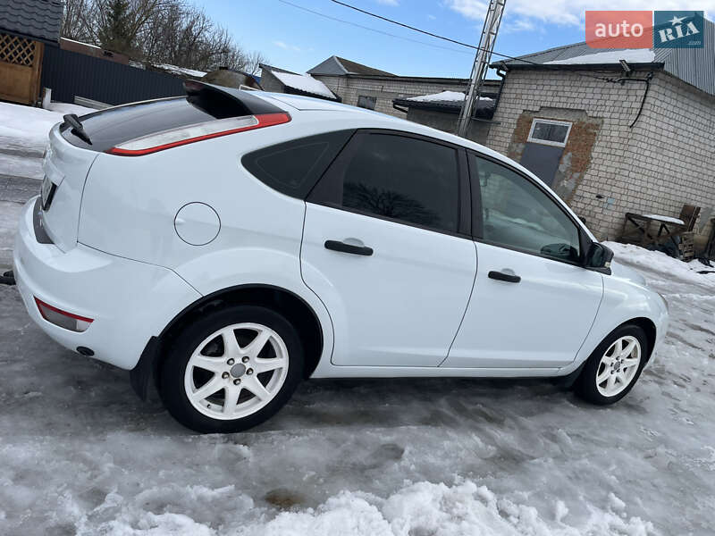 Хетчбек Ford Focus 2008 в Бару фото 7 Хетчбек Ford Focus 2008 в Бару